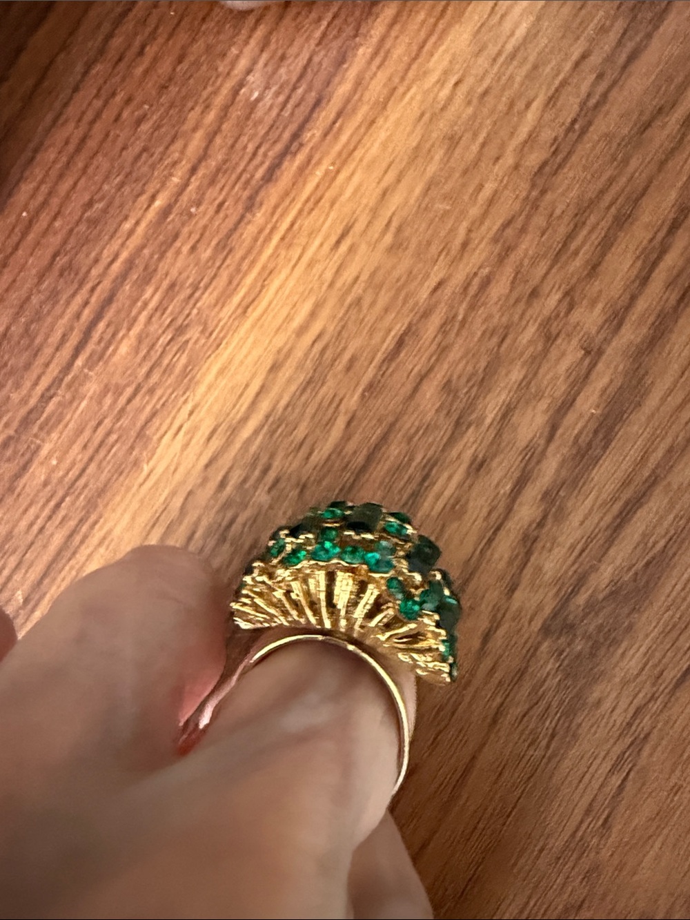Adjustable Cocktail Ring w/Domed Cluster of Emerald Green Baguettes & Crystals. - Picture 3 of 9